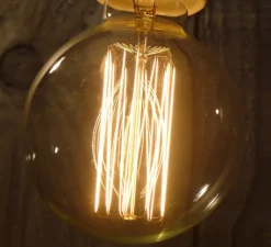 Ampoule*Faro Ampoule LED, E27, Filament Amber, 2200k, 400lm, 4w, Ø9,5cm, H13,8cm - ambre