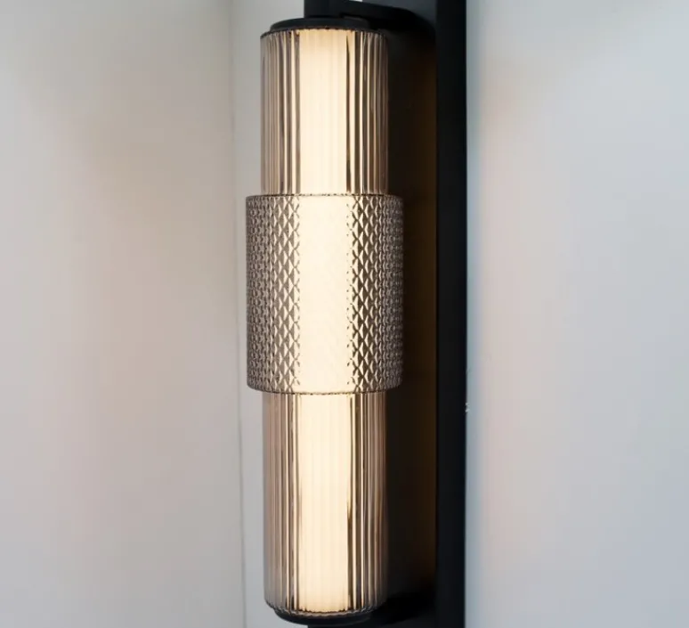 Applique*Nexel Applique de salle de bain, Mojo, , LED, dim, 3000K, 1096 lm, L8cm, H45cm - noir, verre fumé