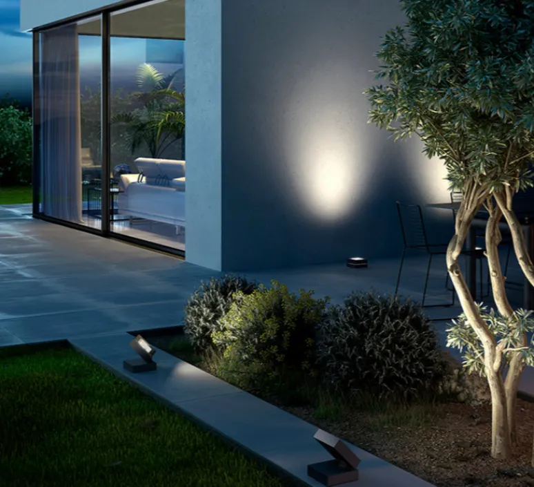 Applique*LEDS C4 Applique d'extérieur, Modis Single, , IP66, LED, 3000K, 1809 lm, L14cm, H30cm - Gris urbain