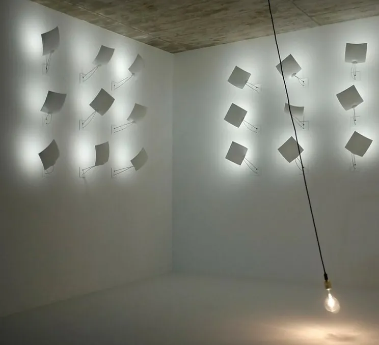 Applique murale, 18*18, blanc, Ø18cm, H8,5cm - Ingo Maurer