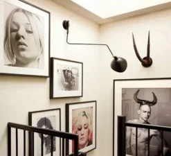 Applique*Serge Mouille Applique murale, 1 bras pivotant courbe, , H40cm - noir