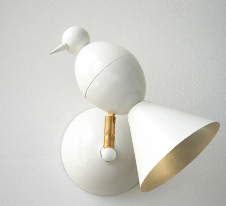 Applique murale, Alouette, blanc, intérieur laiton, Ø22cm, H22cm - Atelier Areti