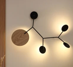 Applique murale, Ballon Wall 5, modèle B, noir et chêne, LED, 3000K, 800lm, L72,2cm, H58,9cm - TUNTO