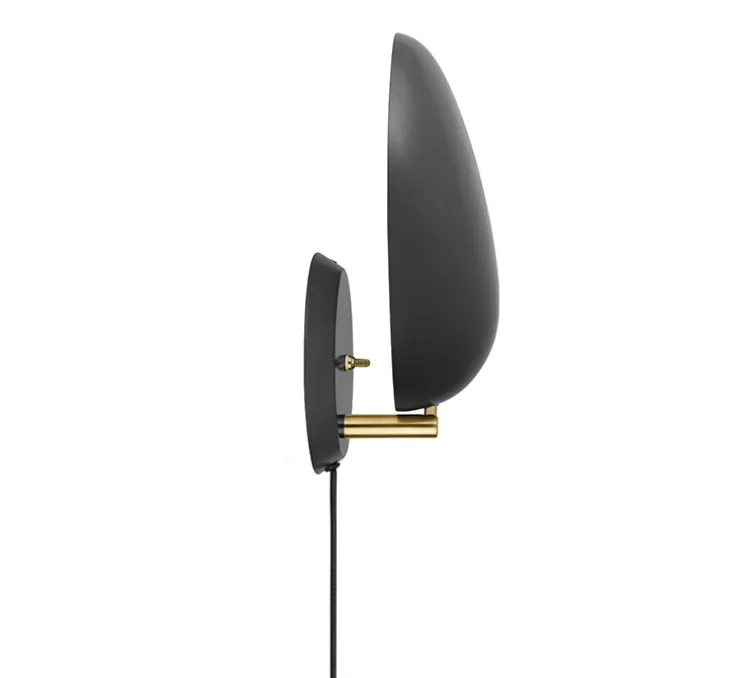 Applique murale, Cobra, avec câble, noir, L28,9cm, H33,3cm - Gubi