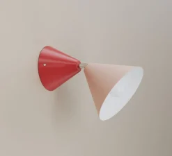 Applique*Atelier Areti Applique murale, Cone Colour, , Ø 16, L19,5cm - Abat-jour rose, base rouge