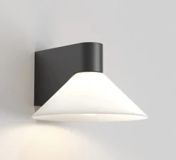 Applique*Astro Applique murale, Conic, , IP44, L20,8cm, H13,4cm - noir mat