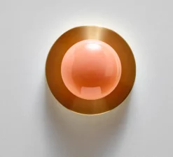 Applique*SkLO Studio Applique murale, Dot 1x, , Ø15cm, H10cm - abricot et laiton brossé