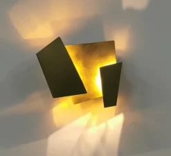 Applique*Ombre portée Applique murale, Folded, laiton, brossé et ciré, LED, 2700k, 560 lm, L18cm, H18cm - laiton martelé, brossé et ciré