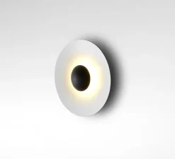 Applique*Marset Applique murale, Ginger 20 C, , LED, 2700K, 139lm, Ø19,5cm, H7cm - intérieur blanc, extérieur chêne