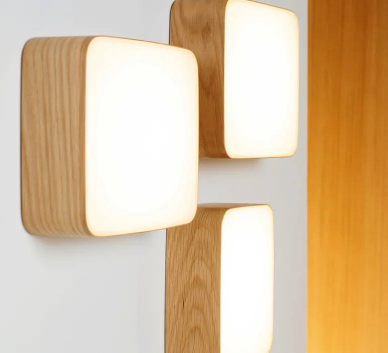 Plafonnier & Spot|Applique*Tunto Applique murale LED ou plafonnier, Cube, S, chêne, 440lm, 3000K, dimmable, L22cm, H16,5cm - blanc, chêne