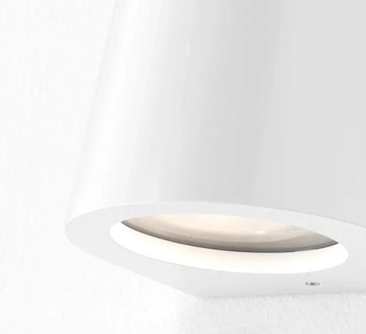 Applique murale, Mast Light Coastal, vernis blanc brillant, IP44, Ø8,9cm, H13,7cm - Astro