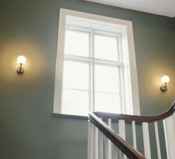 Applique*Nuura Applique murale, Miira, , L14cm, H28,5cm - gris roche, globe opalin