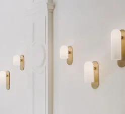 Applique murale, Odyssey Large, opalin et laiton poli, L10,5cm, H38cm - Schwung