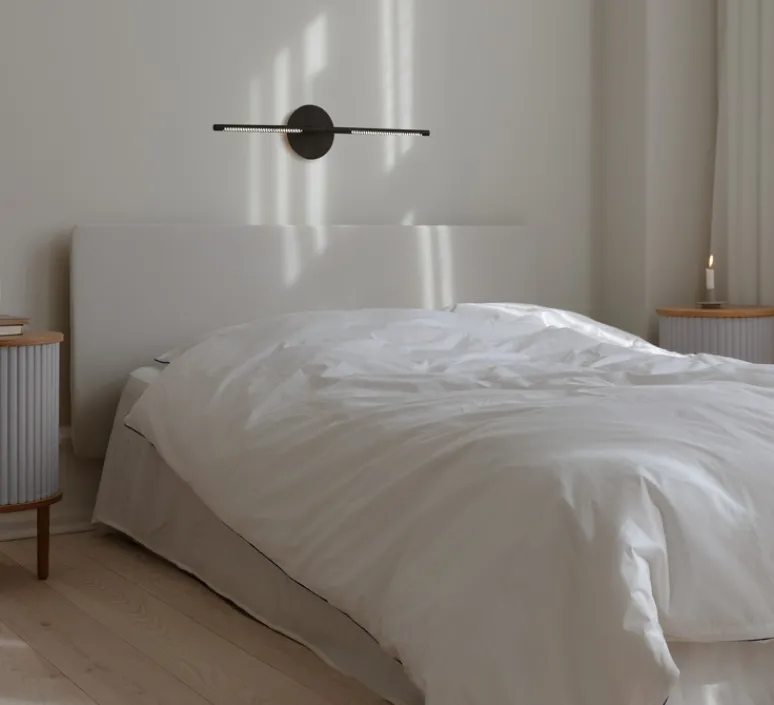 Applique*Umage Applique murale, Omni Wall, , LED, dim, 2700K, 1000 lm, L74cm, H16,6cm - noir