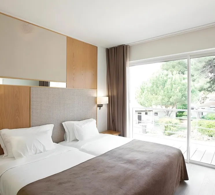 Applique murale, Park Lane reader, bronze, abat-jour blanc, LED + E27, 2700K, 101 lm, L28,5cm, H34,8cm - Astro