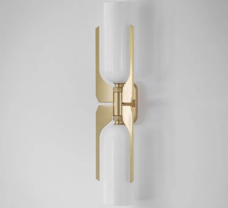 Applique murale, Pennon wall, laiton, verre opalin, Ø13cm, H63cm - Bert Frank