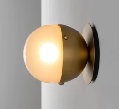 Applique*Schwung Applique murale, Pulsar Molécule 1, , L12,5cm, H12,5cm - structure laiton, verre sablé