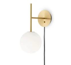 Applique*Audo Copenhagen Applique murale, TR Bulb suspended, , L20cm, H45,5cm - laiton brossé, globe mat