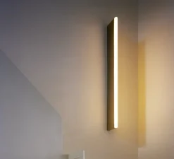 Applique murale, Tube, Laiton satiné, LED, 2700K, 1000 lm, L3cm, H100cm - Anastassiades Studio