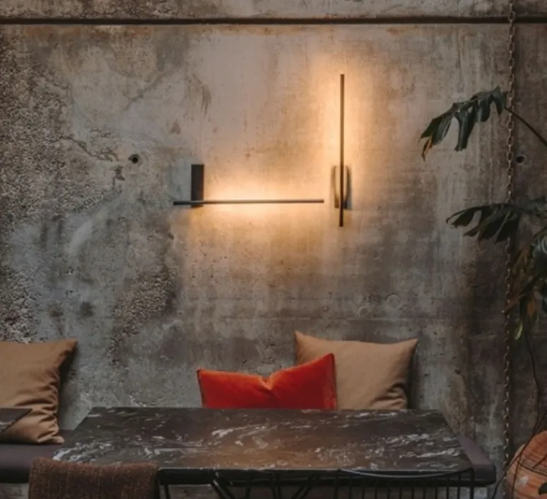 Applique*LEDS C4 Applique murale, Tubs, , LED, 3000k, 428 lm, L5,2cm, H60cm - noir