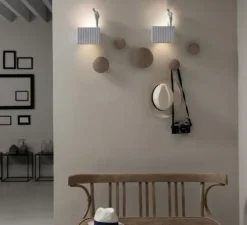 Applique*Karman Applique murale, Umarell, avec personnage adossé, , LED, 2700K, 1282 lm, L18cm, H28cm - blanc mat