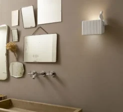 Applique*Karman Applique murale, Umarell, avec personnage assis, , LED, 2700K, 1282 lm, L18cm, H26cm - blanc mat