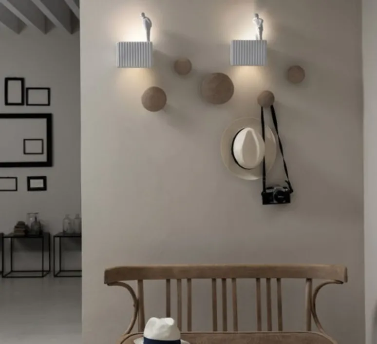 Applique*Karman Applique murale, Umarell, avec personnage debout, , LED, 2700K, 1282 lm, L18cm, H28cm - blanc mat