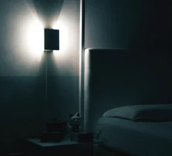 Applique*Nemo Lighting Applique murale, Volet Pivotant Simple, , LED, 3000K, 1000lm, L17cm, H13cm - Charlotte Perriand - bleu