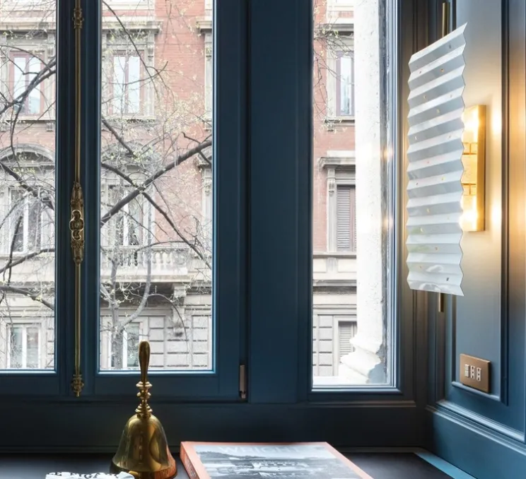 Applique murale, Wallie, Blanc, Laiton, L26cm, H80cm - Tato Italia