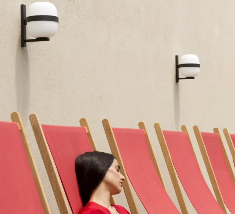 Applique*Santa & Cole Applique murale, Wally Cestita, , IP54, Ø22cm, H24cm - noir