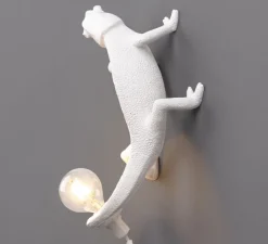 Plafonnier & Spot|Enfants*Seletti Applique ou plafonnier caméléon, Chameleon Lamp Going Up, , L21cm, H9cm - blanc