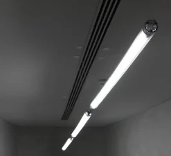 Plafonnier & Spot|Applique*O/M Light Applique ou plafonnier, Tubo 50 LED, , transparent, On/Off, 4000K, 5850 lm, L178,2cm, ⌀5,1cm - blanc