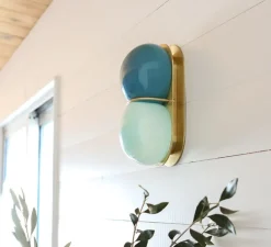 Applique ou plafonnier, Twin 2.0, Bleu, laiton brossé, L15cm, H28cm - SkLO Studio