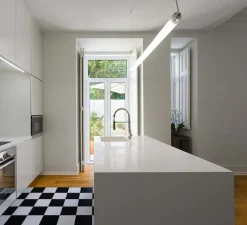 Applique, Plafonnier Tubo 70, blanc, IP67, LED, 4000K, 4500 lm, L147cm, H7cm - O/M Light