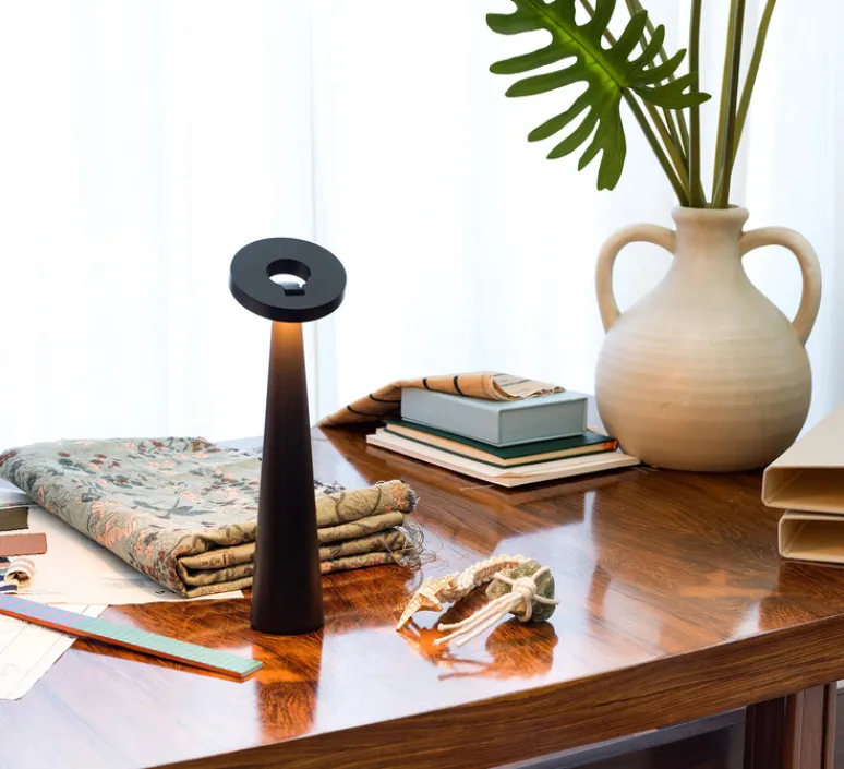 Lampe*Zafferano Baladeuse, Angelina, , LED, dim, 2200-3000K, 200 - 239 lm, Ø8,5cm, H26cm - noir