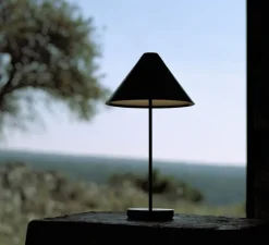 Lampe*New Works Baladeuse, Brolly, , LED, dim, 2700K, 140 lm, Ø16,5cm, H30cm - noir