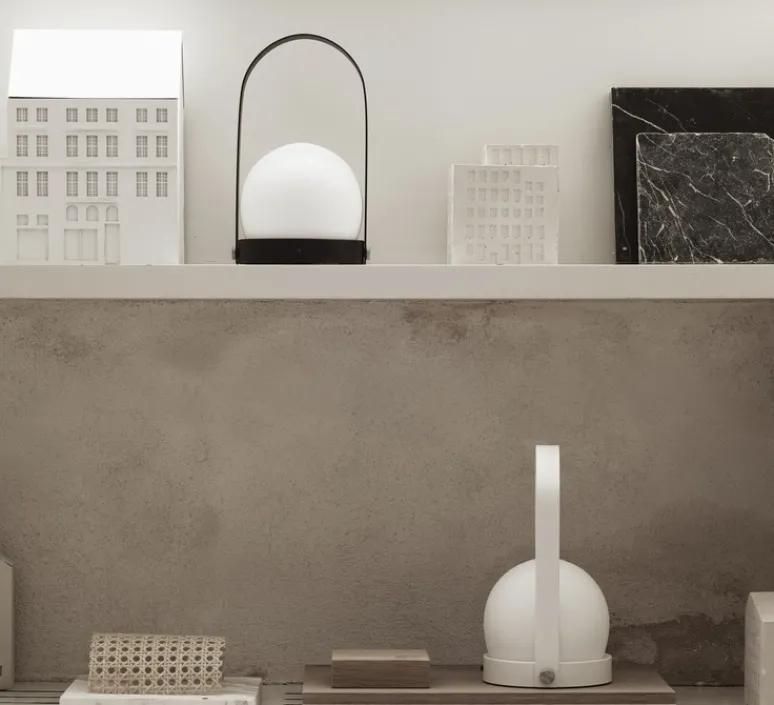 Lampe|Enfants*Audo Copenhagen Baladeuse, d'extérieur, Carrie, , IP44, LED, dim, 2700K, 250 lm, Ø13,5cm, H24,5cm - noir