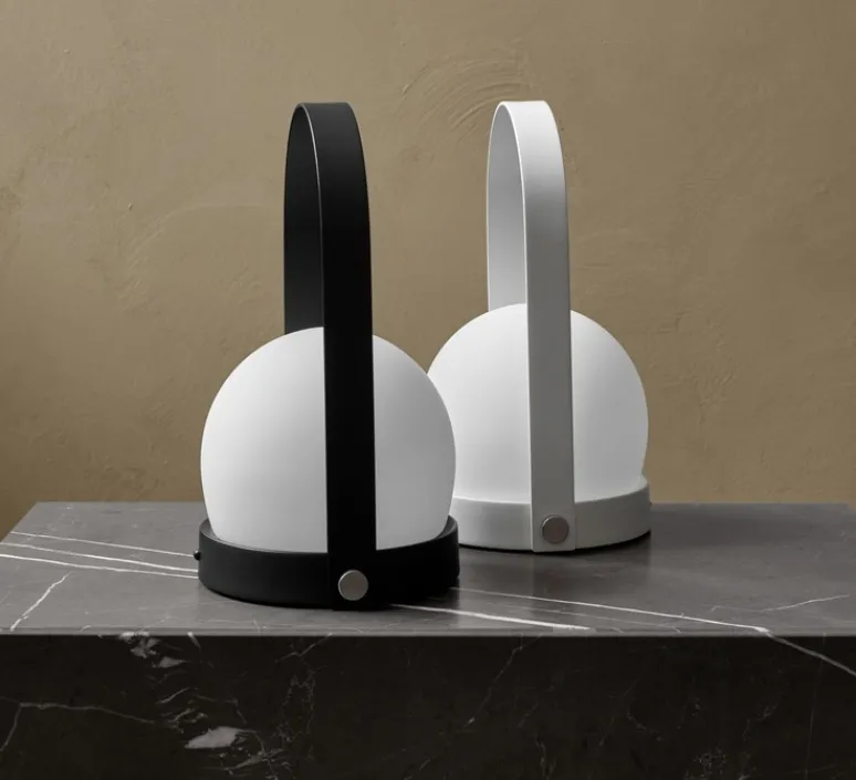 Lampe|Enfants*Audo Copenhagen Baladeuse, d'extérieur, Carrie, , IP44, LED, dim, 2700K, 250 lm, Ø13,5cm, H24,5cm - noir