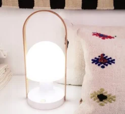 Lampe|Enfants*Marset Baladeuse, Follow me, , LED,2700K, 135lm Ø12,3cm, H28,8cm - blanc