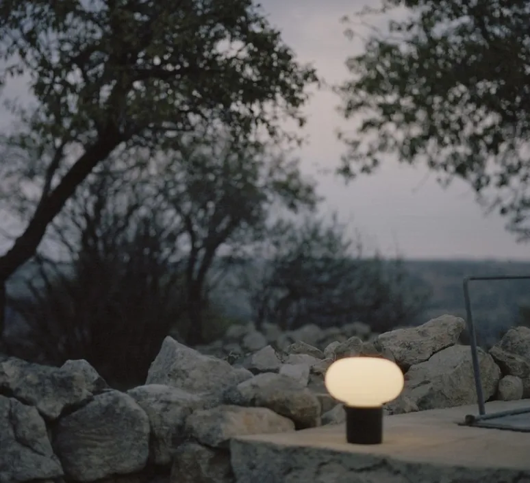 Lampe*New Works Baladeuse, Karl-Johan, , IP67, LED, dim, 2700K, 160 lm, Ø16cm, H18cm - Vert forêt
