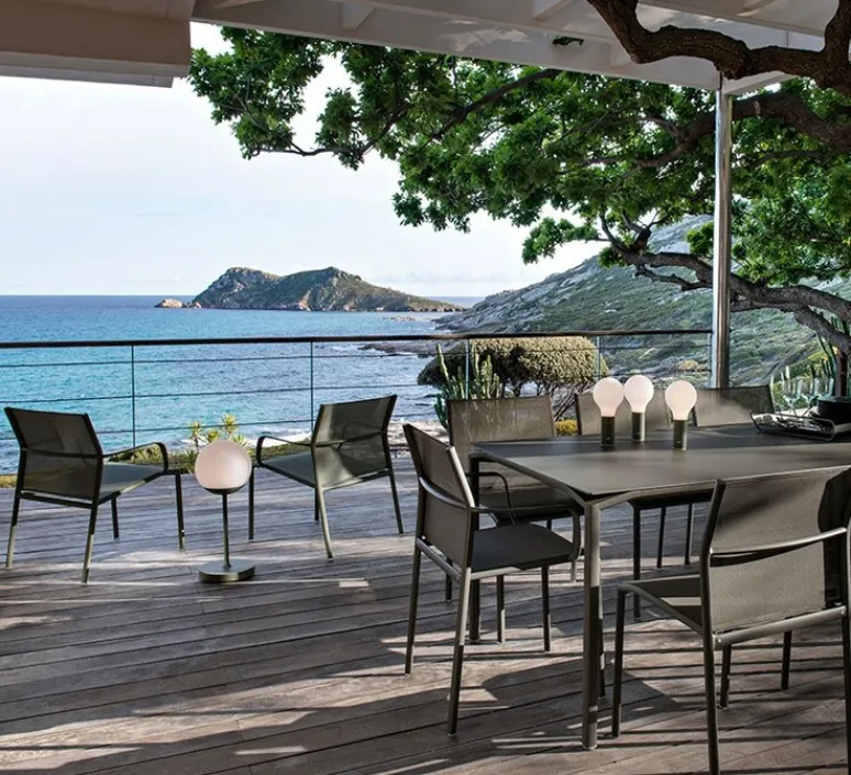 Lampe*Fermob Baladeuse, Lampe à poser, d'extérieur H63 Mooon! , cactus, IP44, dim, 3000K-6000K, 500lm, Ø25cm, H63cm - vert