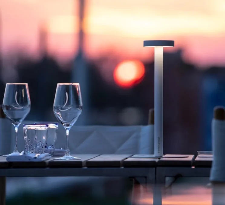 Baladeuse, TeTaTeT, blanc mat, LED, 2700K, 178lm, 12H, Ø9cm, H34,5cm - Davide Groppi