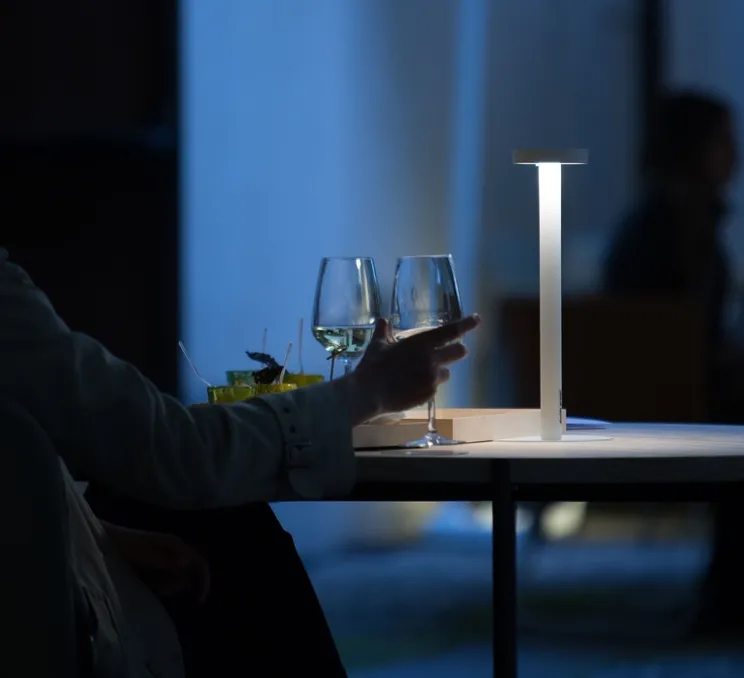 Baladeuse, TeTaTeT, blanc mat, LED, 2700K, 178lm, 12H, Ø9cm, H34,5cm - Davide Groppi