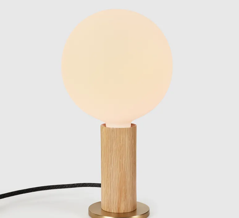 Lampe*Tala Base pour lampe, Knuckle, , Ø8,5cm, H12,5cm - chêne, laiton