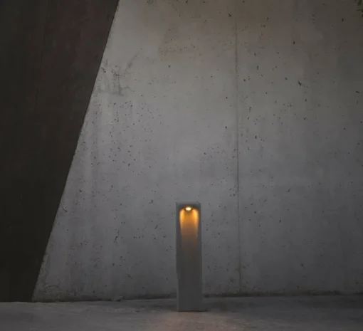 Lampadaire*Faro Borne, Grot 700, , IP55, LED, 2700K, 77 lm, L15,8cm, H70cm - béton