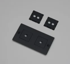 Interrupteur|Prise*Buster & Punch Façade, Buster, Double horizontal, Noir, Avec insert, L16,1cm, H9cm -