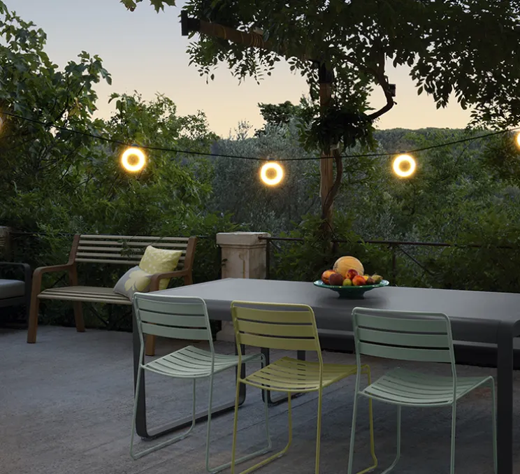 Guirlande lumineuse, HOOP, bluetooth, bleu acapulco, IP54, LED, 3000K, 960lm, Ø1200cm, H9,6cm - FERMOB