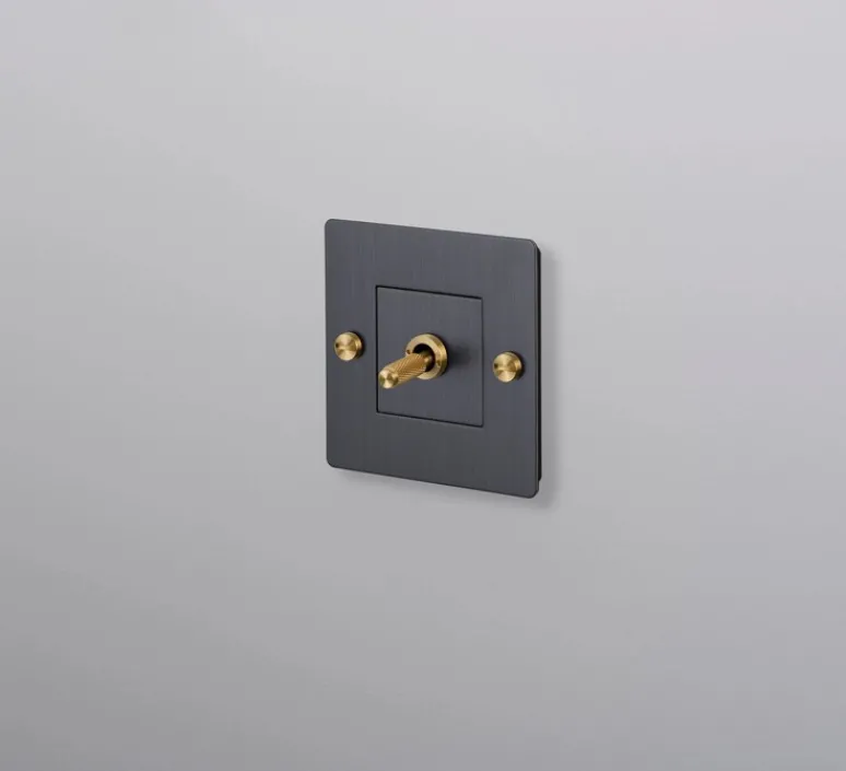 Interrupteur*Buster & Punch Interrupteur, Buster, Simple, Bronze fumé, Va-et-vient x1, Laiton, L9cm, H9cm -