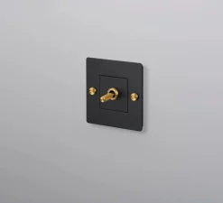 Interrupteur, Buster, Simple, Noir, Va-et-vient x1, Laiton, L9cm, H9cm - Buster & Punch