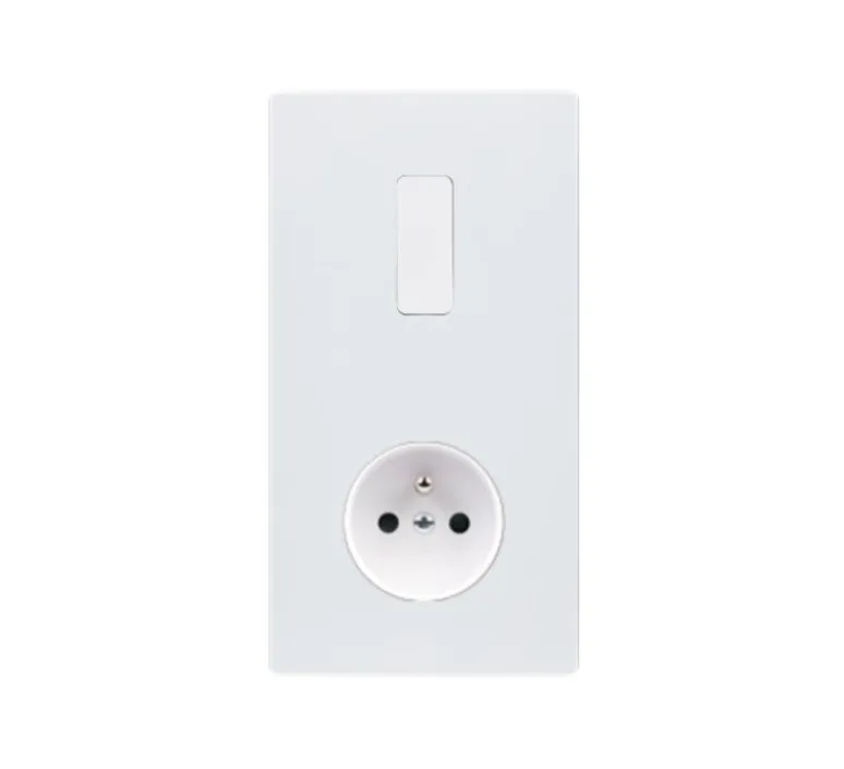 Prise|Interrupteur*Modelec Interrupteur et Prise, M, Double vertical, Blanc mat, Va-et-vient ou poussoir x1, Prise-2P+T x1, Blanc, L8cm, H15,1cm -